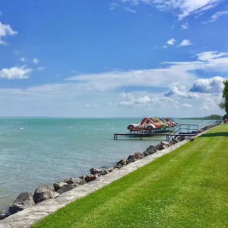 Fay Apartman Apartment Siofok